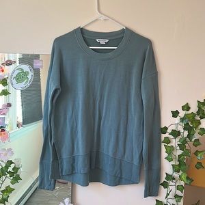 athleta crew neck, size xs